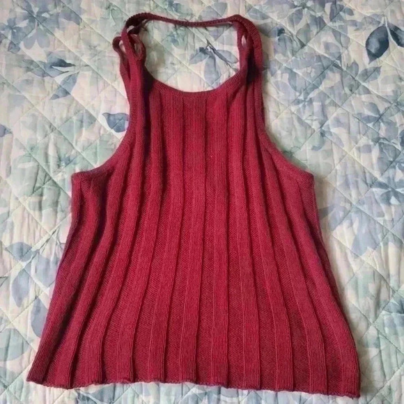 FRESHMAN burgundy color crop top open back - Picture 1 of 3